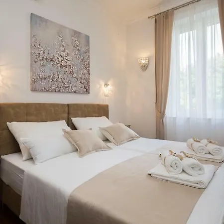 Luxury Luce *