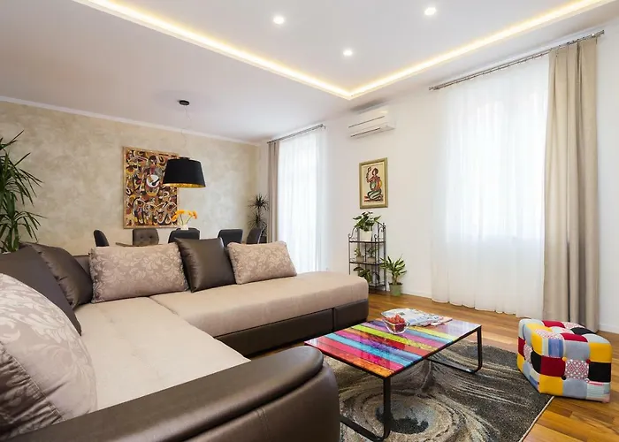 Luxury Luce