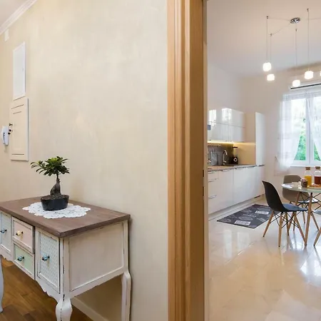 Apartment Luxury Luce *