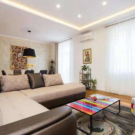 Luxury Luce